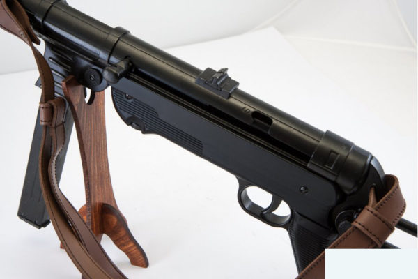 MP40 SUB-MACHINE GUN, GERMANY 1940 - Image 4